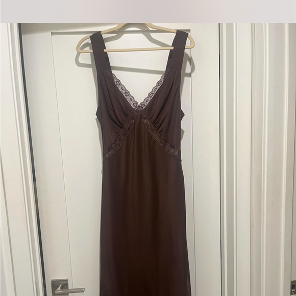 Réformation Provence Silk Lace Slip Dress - Picture 3 of 5